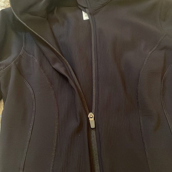 ⭐️90 degrees sculpted jacket - Picture 4 of 6